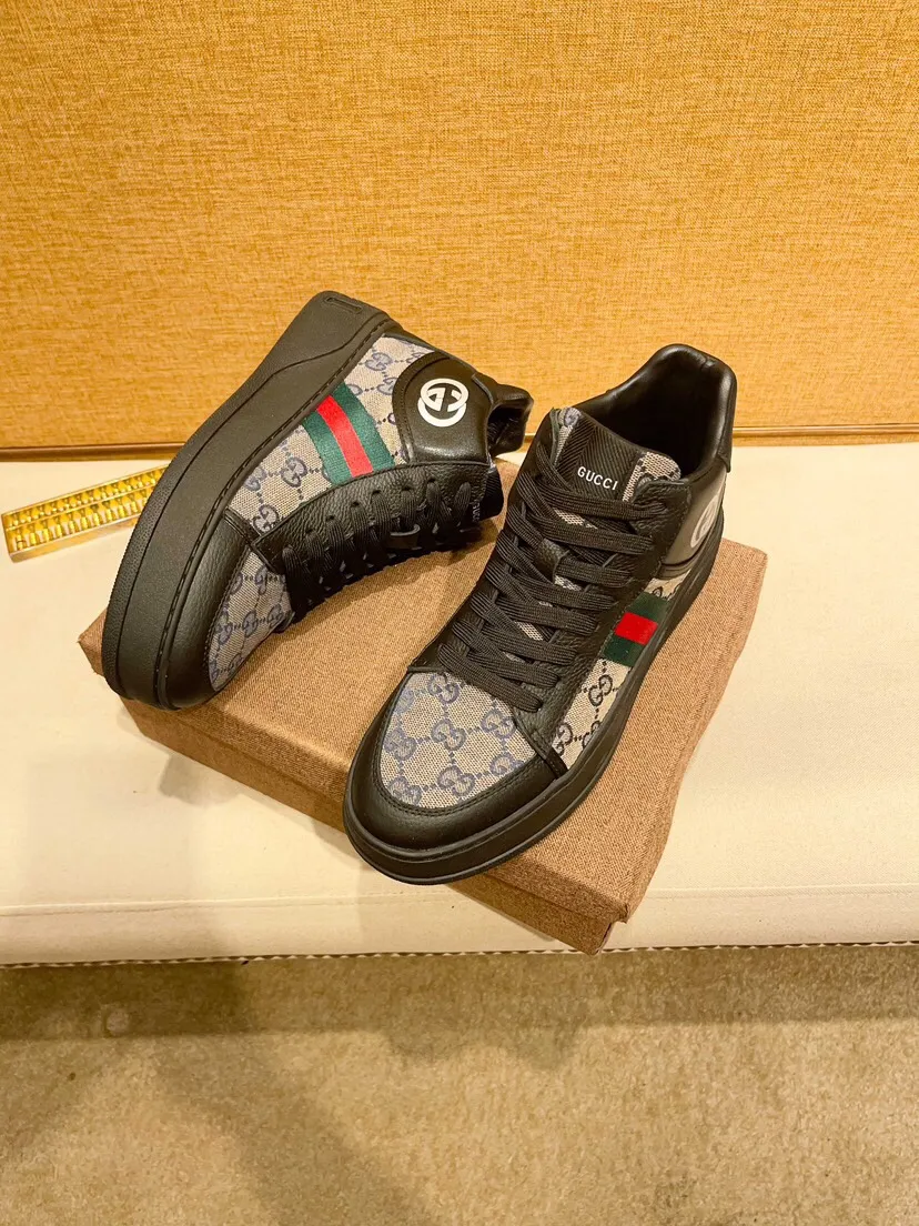 Factory price 440 [Gucci] Gucci's latest high-top casual Korean-style men's shoes, brand new autumn and winter design, perfect workmanship, cabinet quality, upper: cowhide material, leather lining; soft and comfortable, rubber outsole ultra-light, wear-resistant, simple, versatile fashion men's shoes, color optional, size 38--44